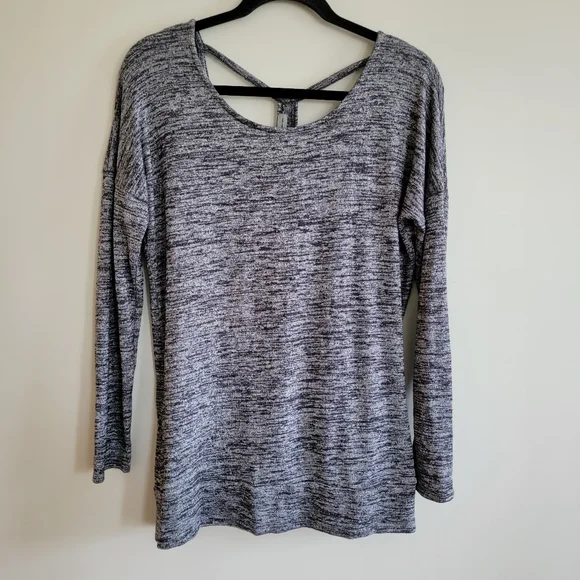 Athleta Pose Layered Cutout Back Tunic Top, Heathered Marled Gray, Size Small - Picture 1 of 8